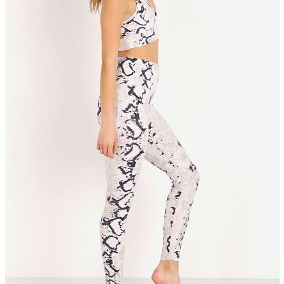 Varley Biona Tight Ivory Snake - Picture 3 of 6